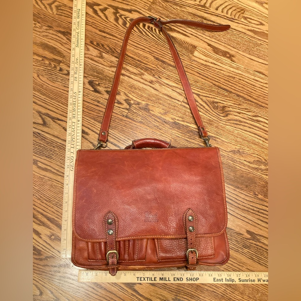 CIOLI FIRENZE pebbled, leather messenger bag- vintage